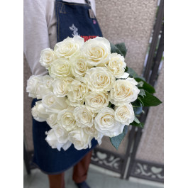 Роза белая 19 шт
